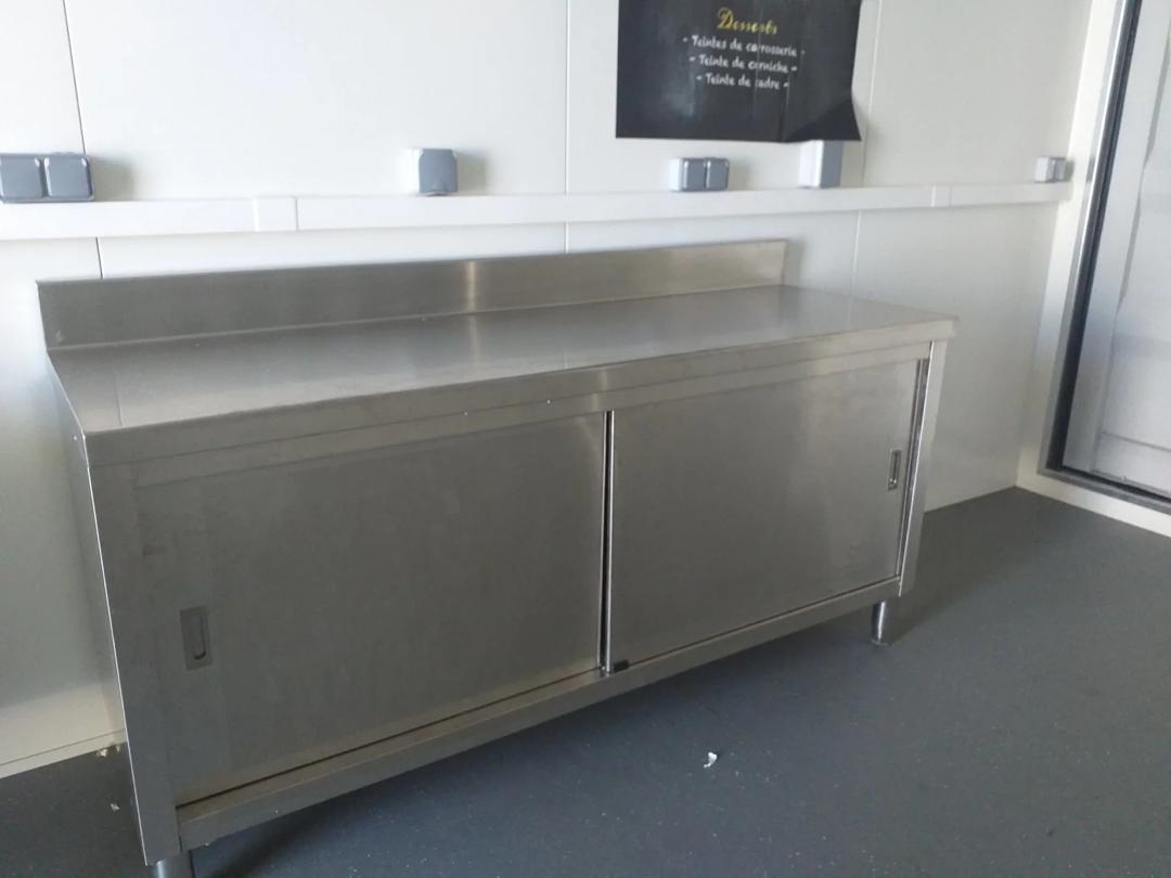 Contenedor Bar Snack-Box 20' DRY Privilege