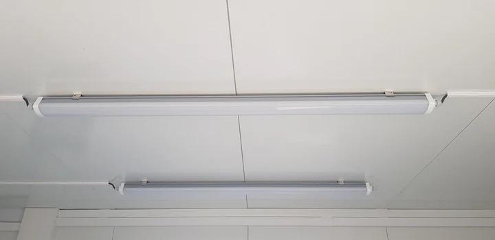 Barra contenedora de madera de 40′